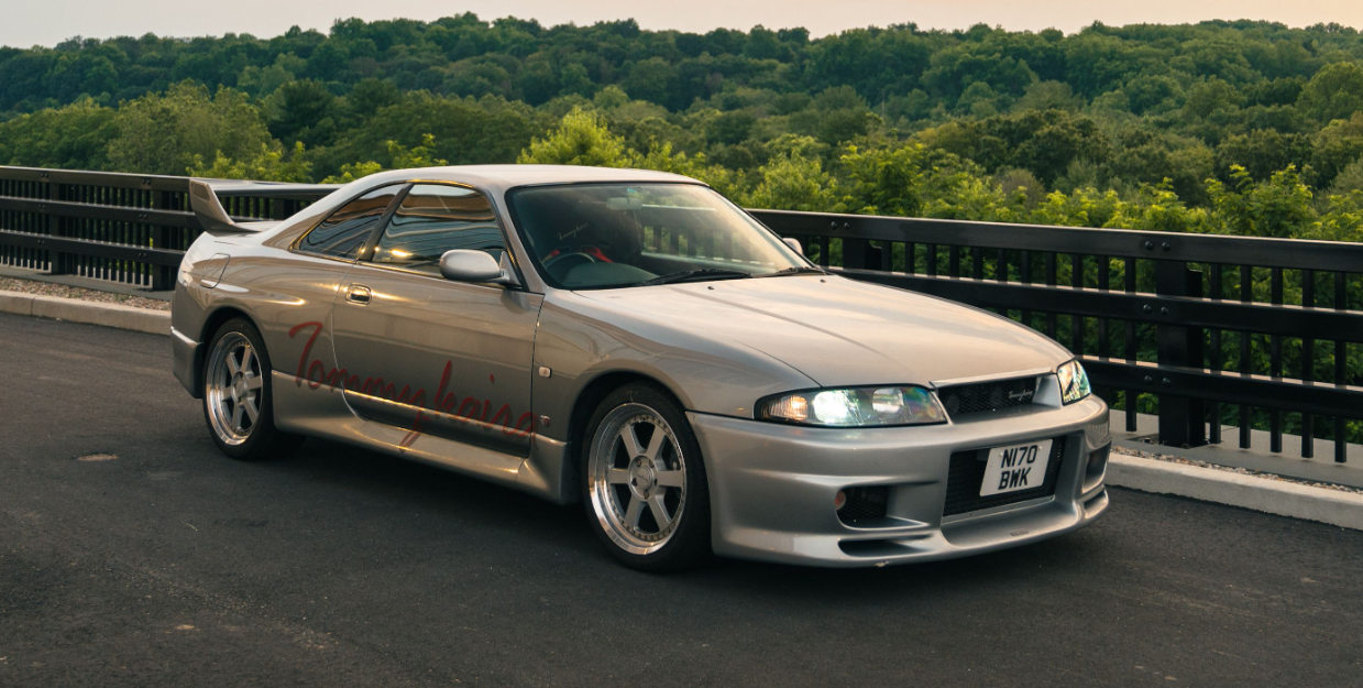 Featured vehicle photo