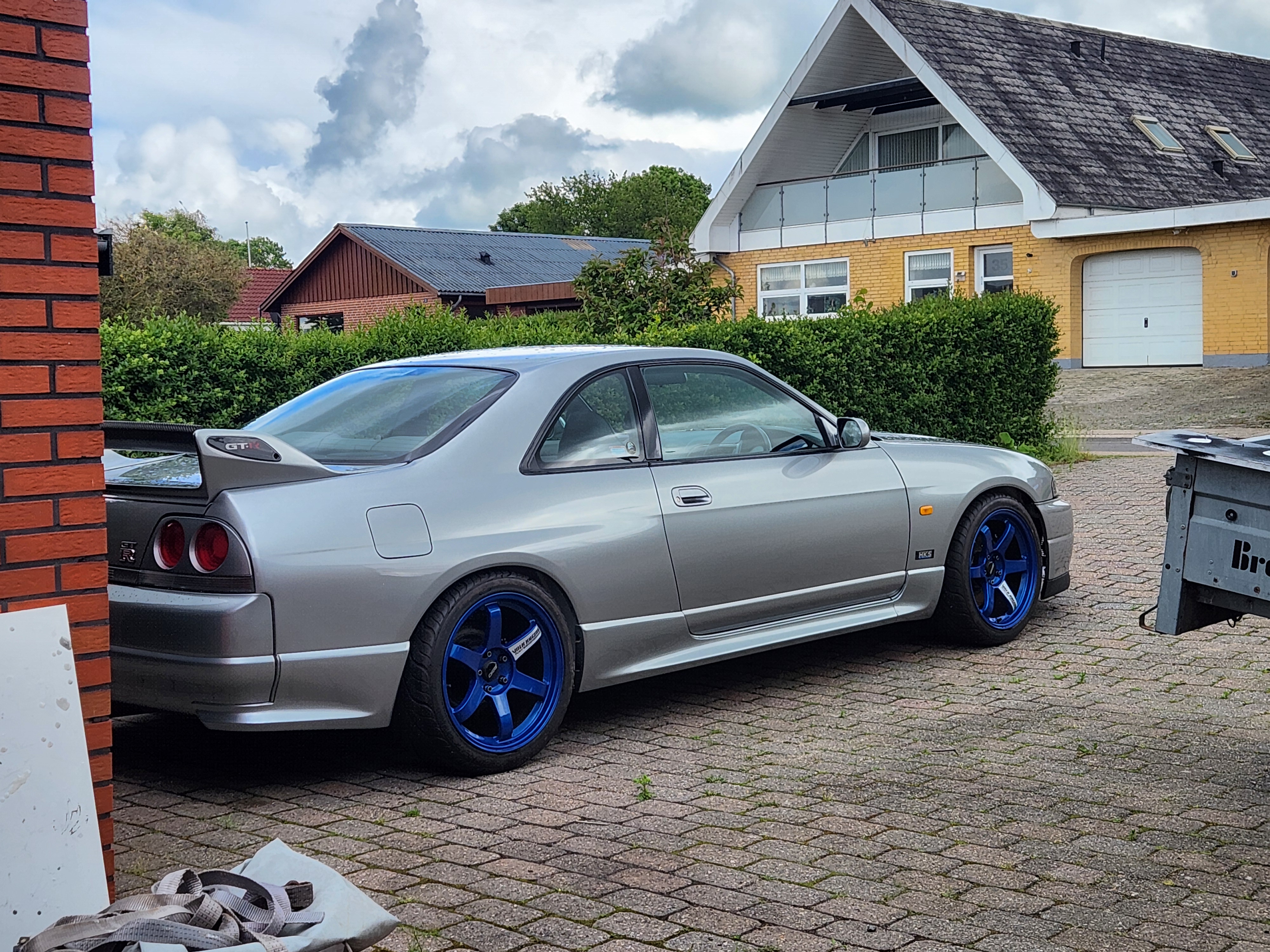 Featured vehicle photo