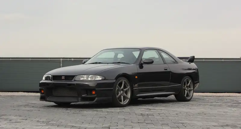 Featured vehicle photo
