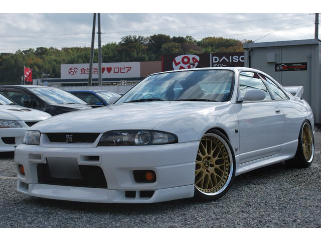 Featured vehicle photo