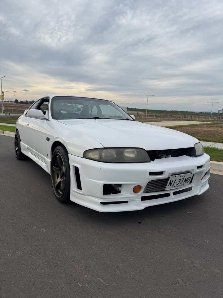 Featured vehicle photo